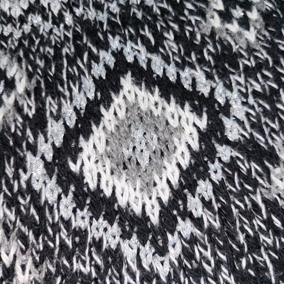 Old Navy Fair Isle Knit Chunky Sweater Women M Long Sleeve Crew Neck Black Gray - Picture 6 of 7